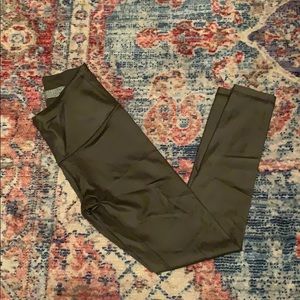 Xs Victoria’s Secret legging